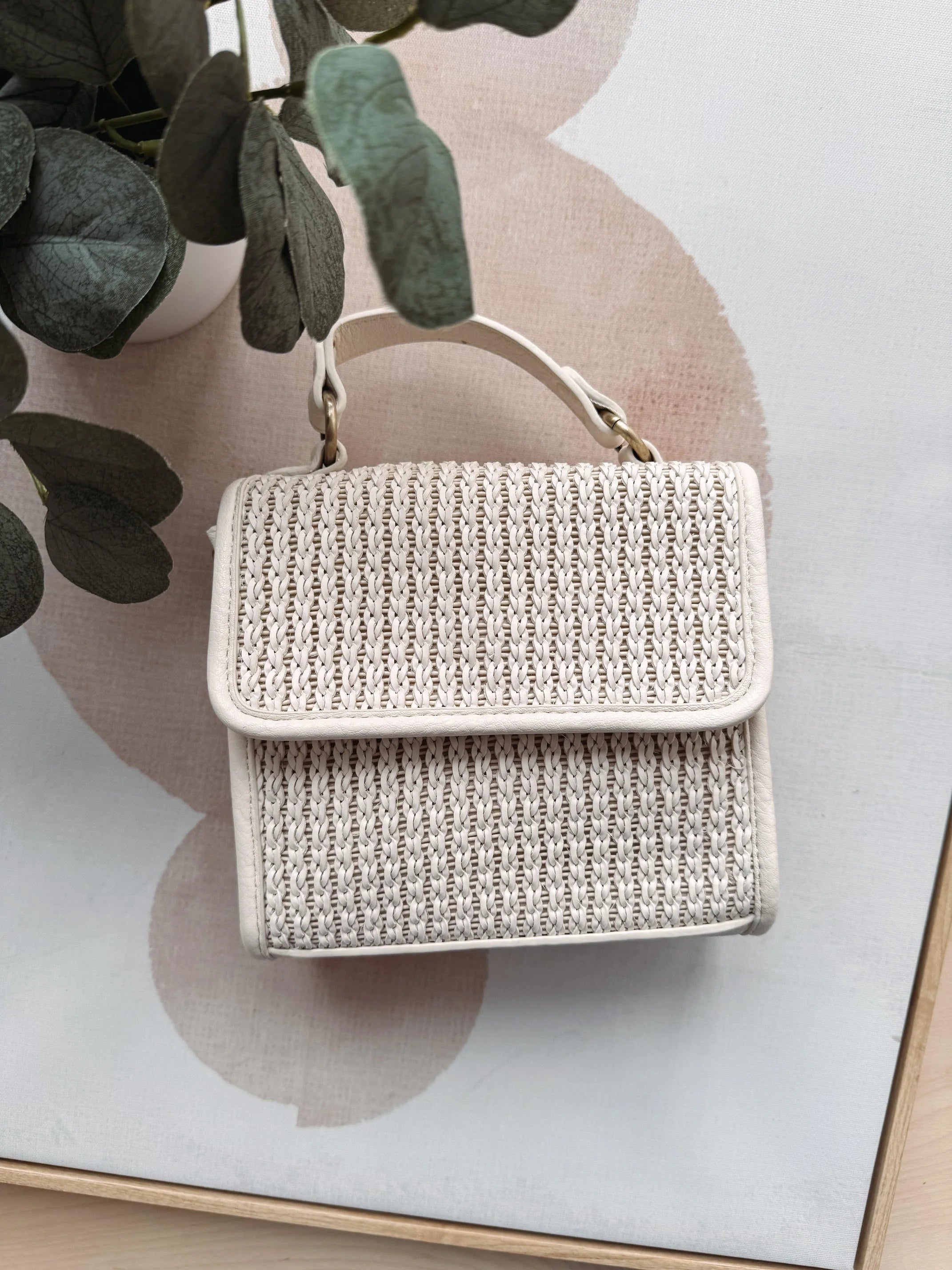 White woven crossbody bag